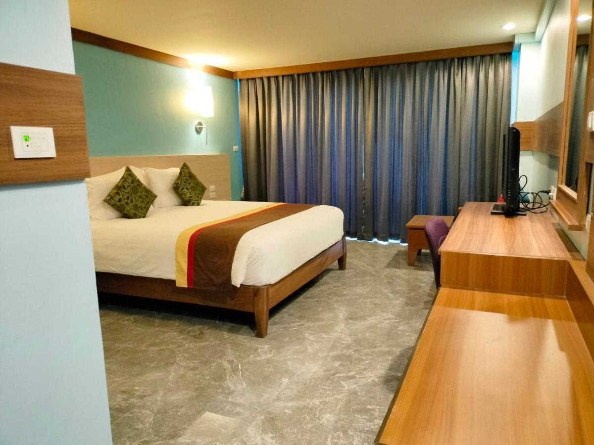 Saisawan Beach Luxury Hotel Praia de Jomtien Exterior foto