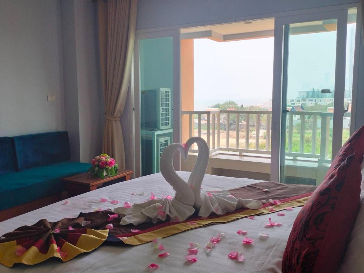 Saisawan Beach Luxury Hotel Praia de Jomtien Exterior foto